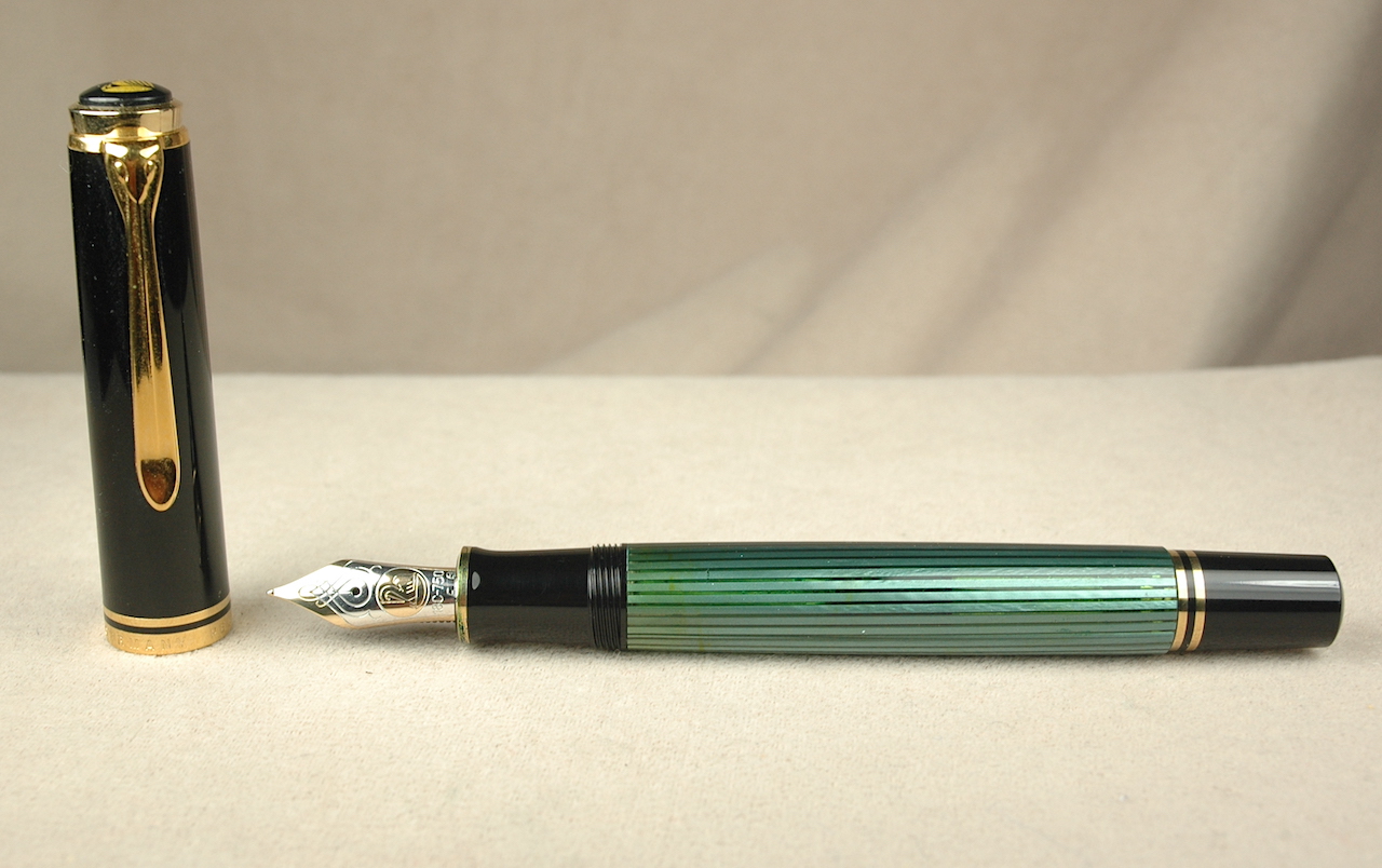 Pre-Owned Pens: 6392: Pelikan: Souveran M800